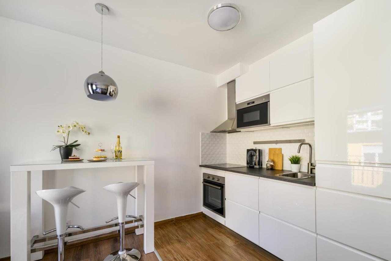 Leonardo50 Apartment Budapest Bagian luar foto